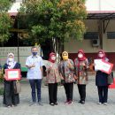 PENGHARGAAN DARI YWKA BAGI SISWA YANG DITERIMA MASUK PTN