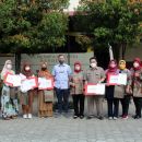 PENGHARGAAN DARI YWKA BAGI SISWA YANG DITERIMA MASUK PTN